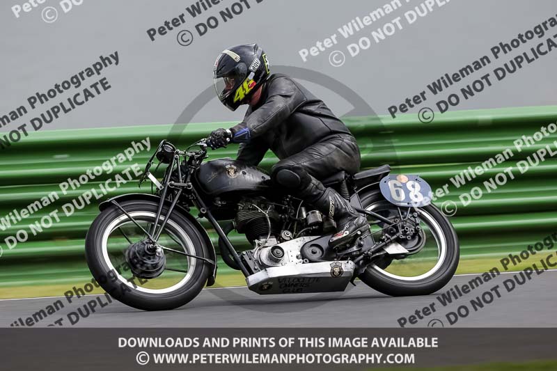 Vintage motorcycle club;eventdigitalimages;mallory park;mallory park trackday photographs;no limits trackdays;peter wileman photography;trackday digital images;trackday photos;vmcc festival 1000 bikes photographs